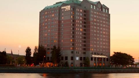 bossb-exterior1-05.jpg